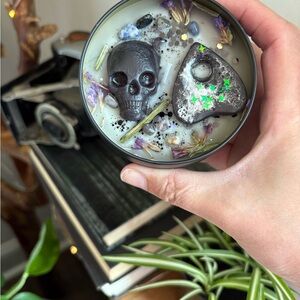 Witchy | gothic Candle with Skull & Planchette